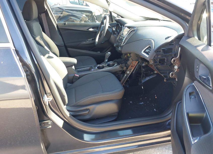 Photo 5 of 2017 Chevrolet Cruze LT AUTO (VIN 1G1BE5SM4H7194356)