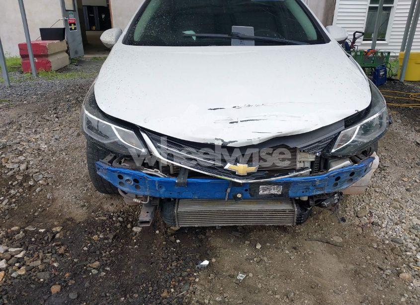 Photo 11 of 2017 Chevrolet Cruze LT AUTO (VIN 1G1BE5SM4H7207235)