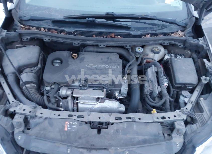 Photo 10 of 2017 Chevrolet Cruze LT AUTO (VIN 1G1BE5SM4H7214301)