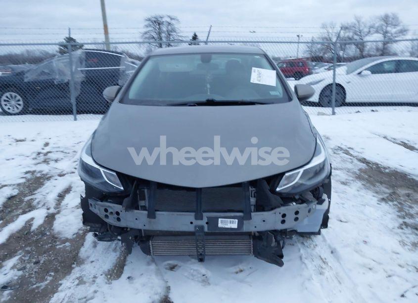 Photo 12 of 2017 Chevrolet Cruze LT AUTO (VIN 1G1BE5SM4H7214301)