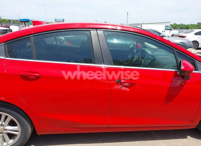 Photo 13 of 2017 Chevrolet Cruze LT AUTO (VIN 1G1BE5SM4H7225699)