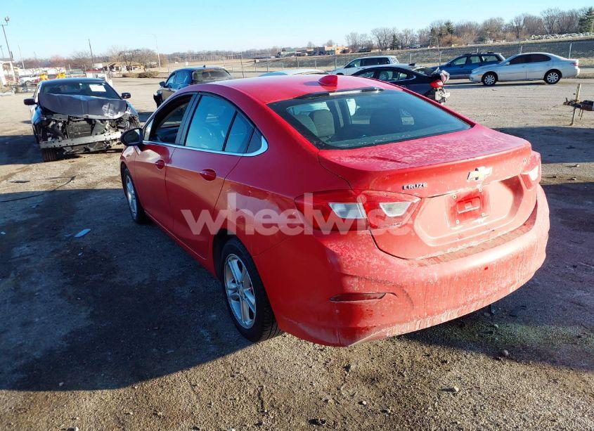 Photo 3 of 2017 Chevrolet Cruze LT AUTO (VIN 1G1BE5SM4H7228070)