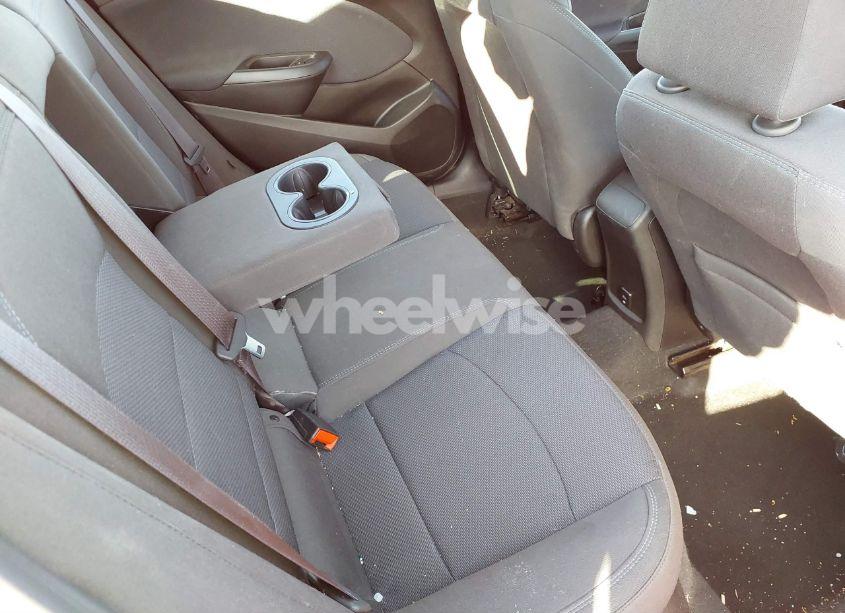 Photo 8 of 2017 Chevrolet Cruze LT AUTO (VIN 1G1BE5SM4H7228070)