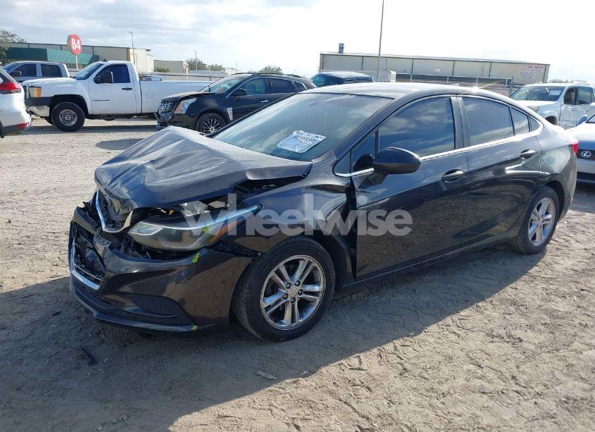Photo 2 of 2017 Chevrolet Cruze LT AUTO (VIN 1G1BE5SM4H7228425)
