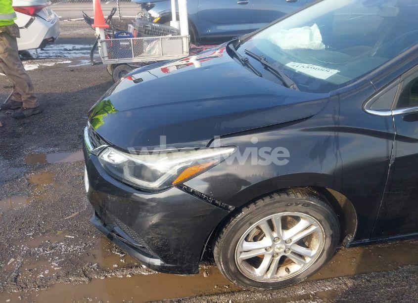 Photo 17 of 2017 Chevrolet Cruze LT AUTO (VIN 1G1BE5SM4H7244625)