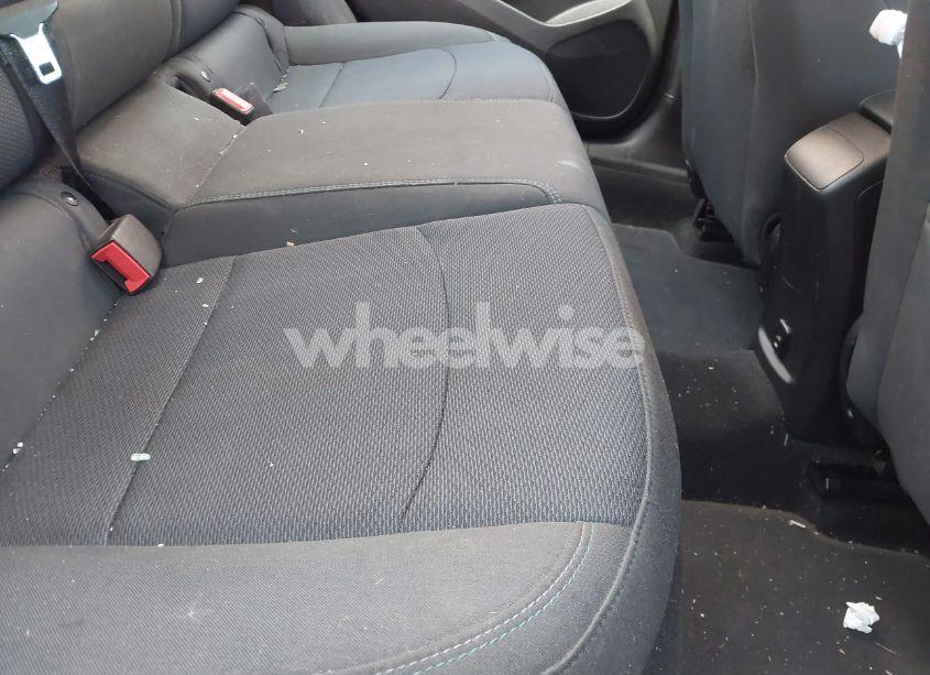 Photo 8 of 2017 Chevrolet Cruze LT AUTO (VIN 1G1BE5SM4H7253227)