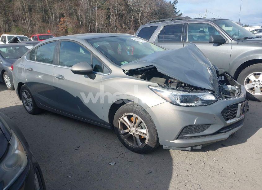 2017 Chevrolet Cruze LT AUTO (VIN 1G1BE5SM4H7277785) main photo