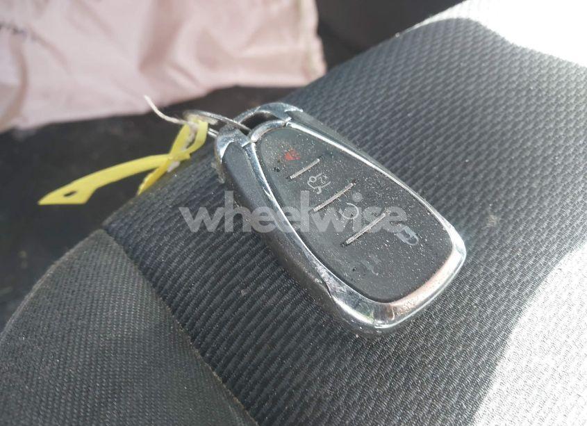 Photo 11 of 2017 Chevrolet Cruze LT AUTO (VIN 1G1BE5SM4H7277785)