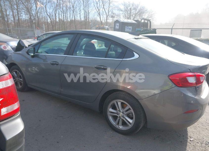Photo 14 of 2017 Chevrolet Cruze LT AUTO (VIN 1G1BE5SM4H7277785)