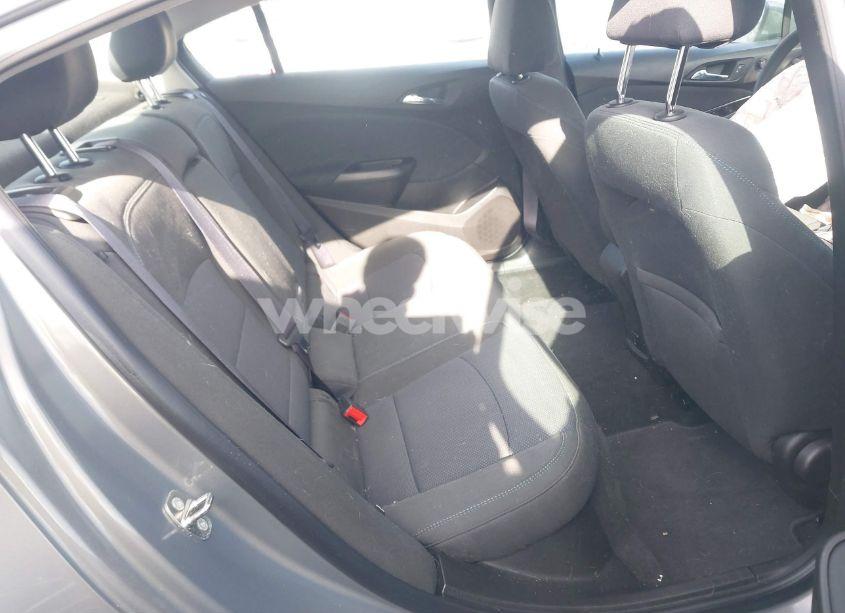 Photo 8 of 2017 Chevrolet Cruze LT AUTO (VIN 1G1BE5SM4H7277785)