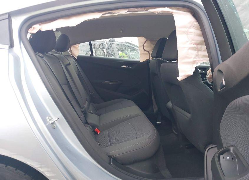 Photo 8 of 2018 Chevrolet Cruze LT AUTO (VIN 1G1BE5SM4J7100580)