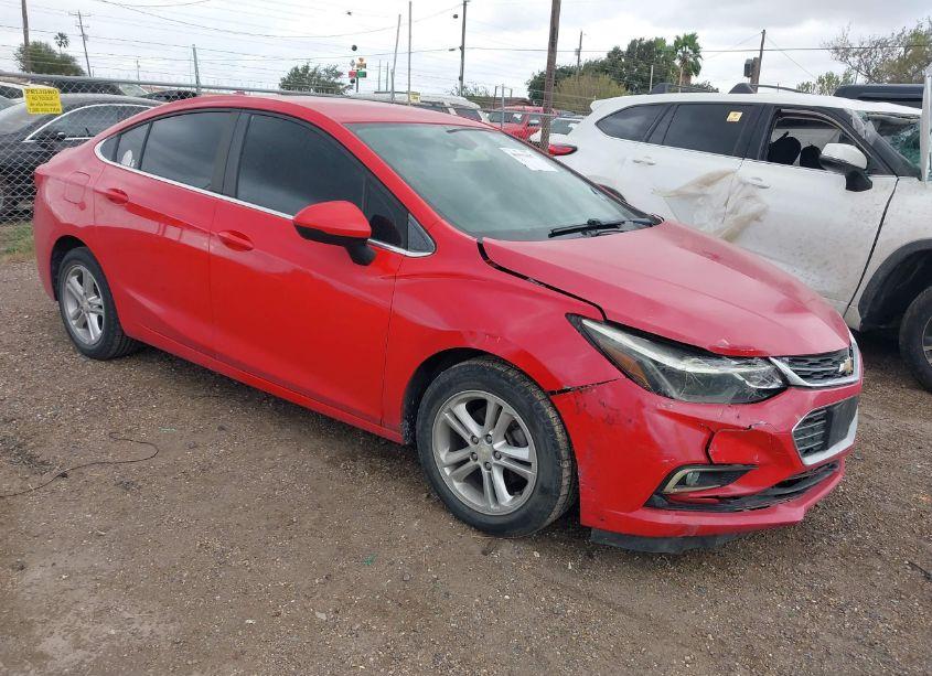 2018 Chevrolet Cruze LT AUTO (VIN 1G1BE5SM4J7113653) main photo