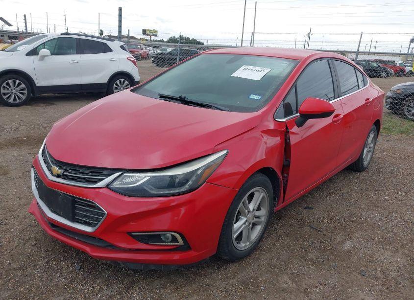 Photo 6 of 2018 Chevrolet Cruze LT AUTO (VIN 1G1BE5SM4J7113653)