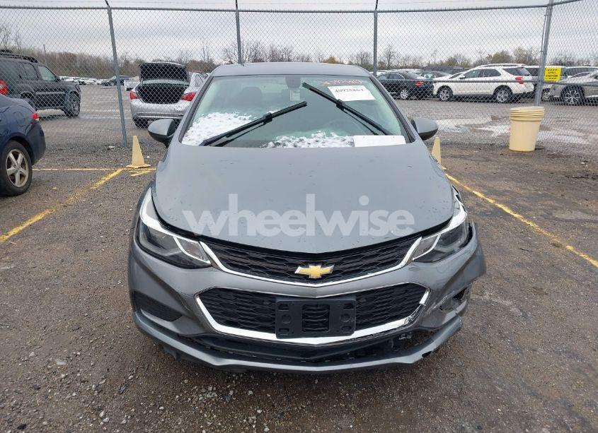 Photo 12 of 2018 Chevrolet Cruze LT AUTO (VIN 1G1BE5SM4J7121932)