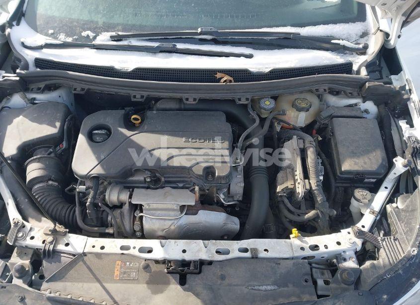 Photo 10 of 2018 Chevrolet Cruze LT AUTO (VIN 1G1BE5SM4J7171925)