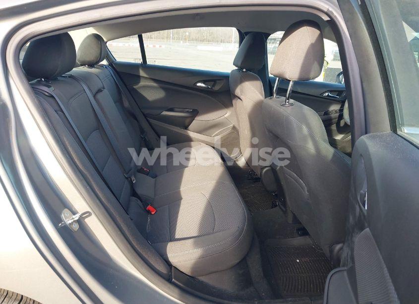 Photo 8 of 2018 Chevrolet Cruze LT AUTO (VIN 1G1BE5SM4J7207712)