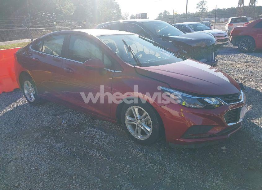 2018 Chevrolet Cruze LT AUTO (VIN 1G1BE5SM4J7208259) main photo