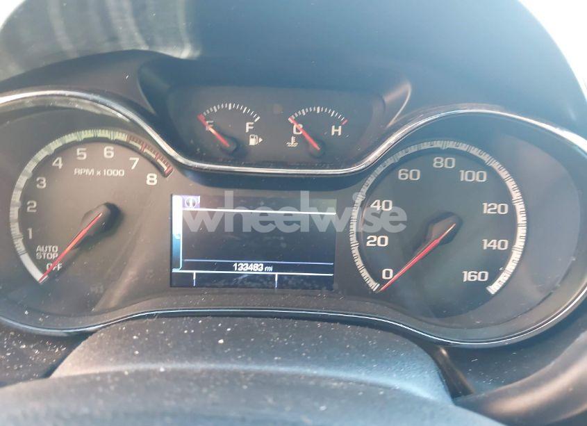 Photo 7 of 2018 Chevrolet Cruze LT AUTO (VIN 1G1BE5SM4J7208259)