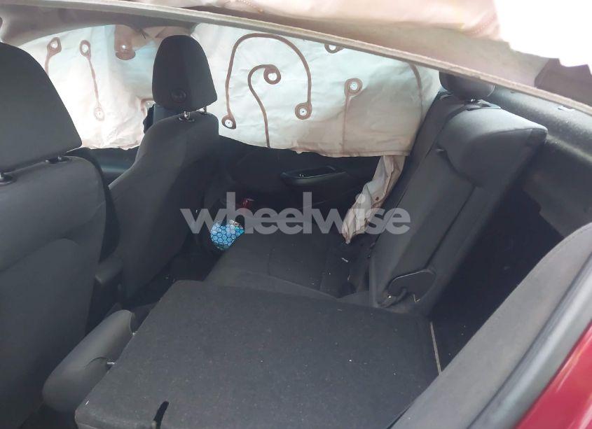 Photo 8 of 2019 Chevrolet Cruze LT (VIN 1G1BE5SM4K7107241)