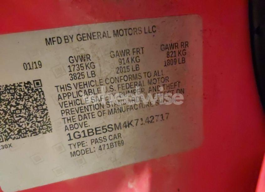 Photo 9 of 2019 Chevrolet Cruze LT (VIN 1G1BE5SM4K7142717)