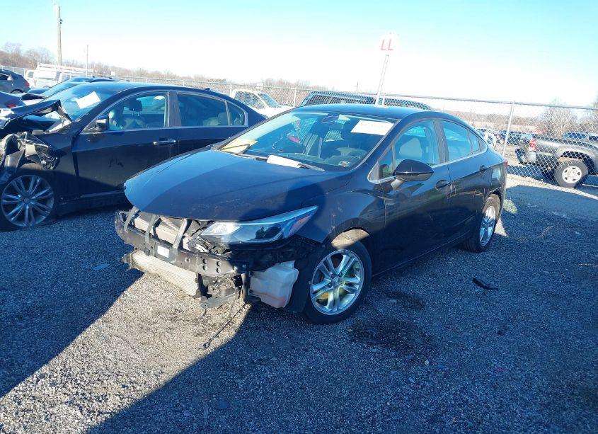 Photo 2 of 2016 Chevrolet Cruze LT AUTO (VIN 1G1BE5SM5G7233776)