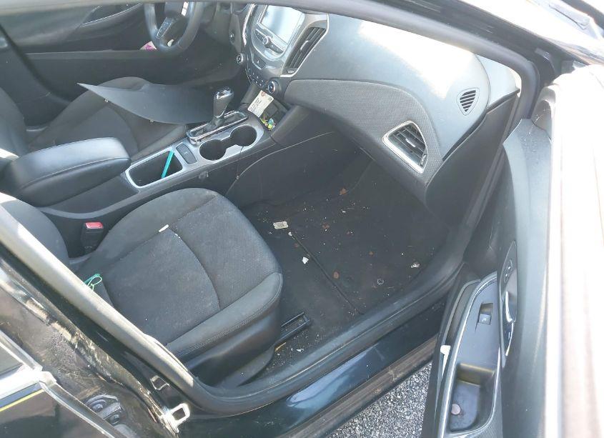 Photo 5 of 2016 Chevrolet Cruze LT AUTO (VIN 1G1BE5SM5G7233776)