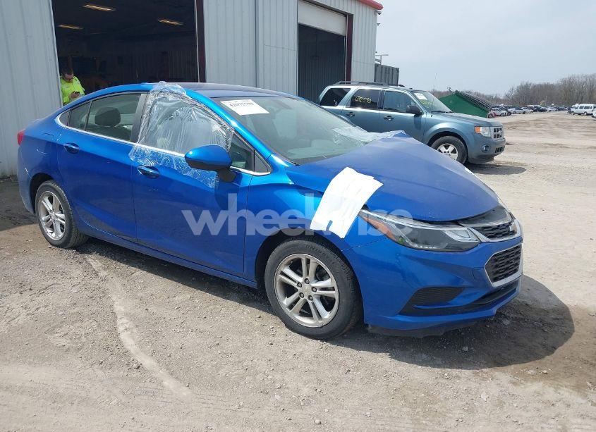 2016 Chevrolet Cruze LT AUTO (VIN 1G1BE5SM5G7263036) main photo