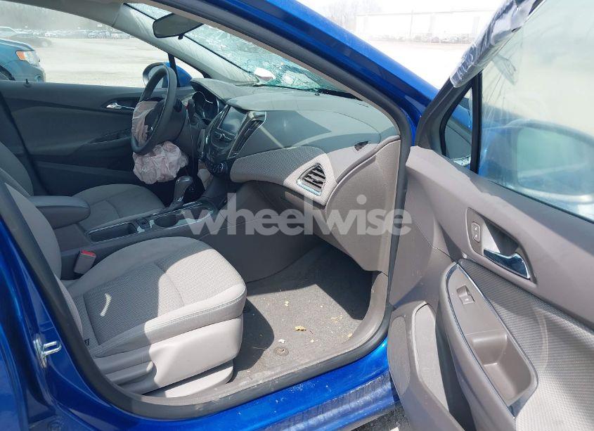 Photo 5 of 2016 Chevrolet Cruze LT AUTO (VIN 1G1BE5SM5G7263036)