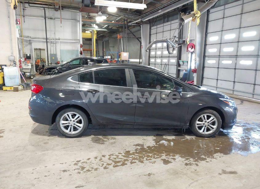 Photo 13 of 2016 Chevrolet Cruze LT AUTO (VIN 1G1BE5SM5G7277535)