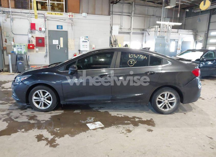 Photo 14 of 2016 Chevrolet Cruze LT AUTO (VIN 1G1BE5SM5G7277535)