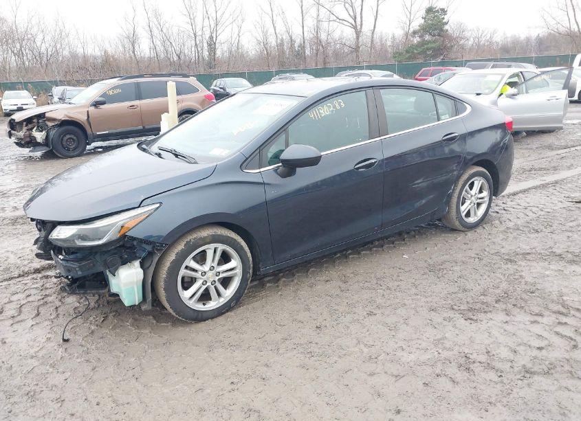 Photo 2 of 2016 Chevrolet Cruze LT AUTO (VIN 1G1BE5SM5G7288440)