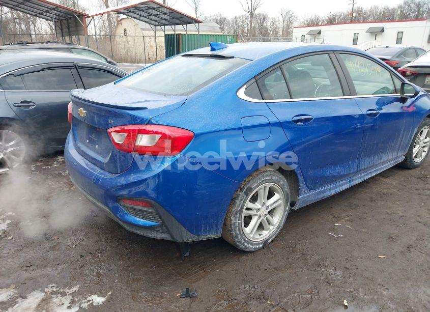 Photo 4 of 2016 Chevrolet Cruze LT AUTO (VIN 1G1BE5SM5G7302885)