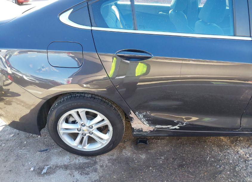 Photo 6 of 2016 Chevrolet Cruze LT AUTO (VIN 1G1BE5SM5G7322960)