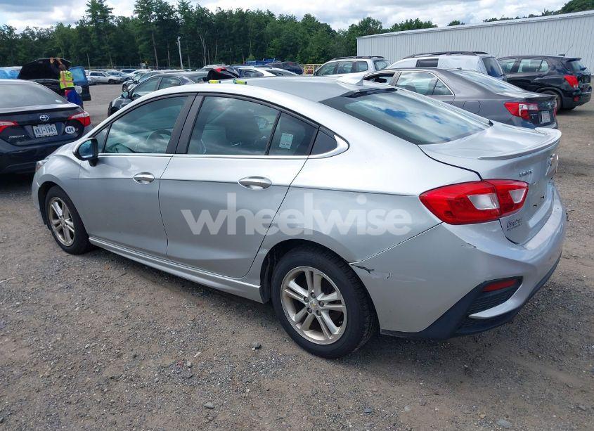 Photo 3 of 2016 Chevrolet Cruze LT AUTO (VIN 1G1BE5SM5G7327222)