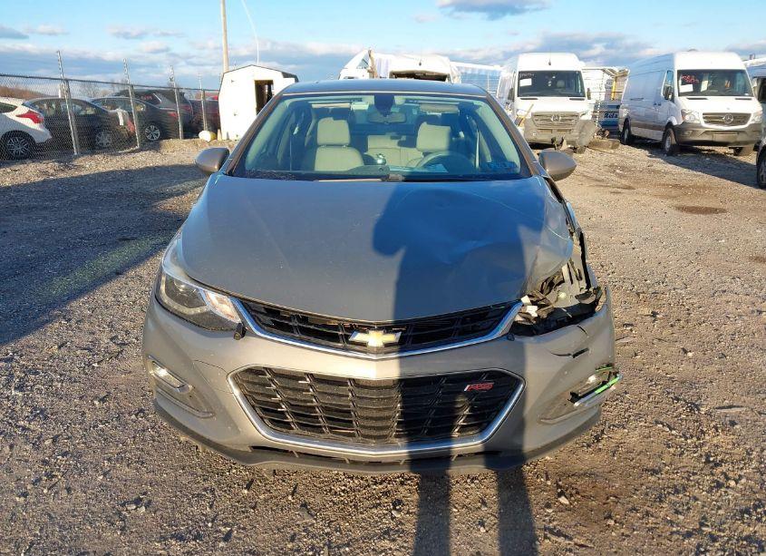 Photo 6 of 2017 Chevrolet Cruze LT AUTO (VIN 1G1BE5SM5H7142783)