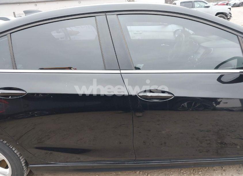 Photo 13 of 2017 Chevrolet Cruze LT AUTO (VIN 1G1BE5SM5H7160748)