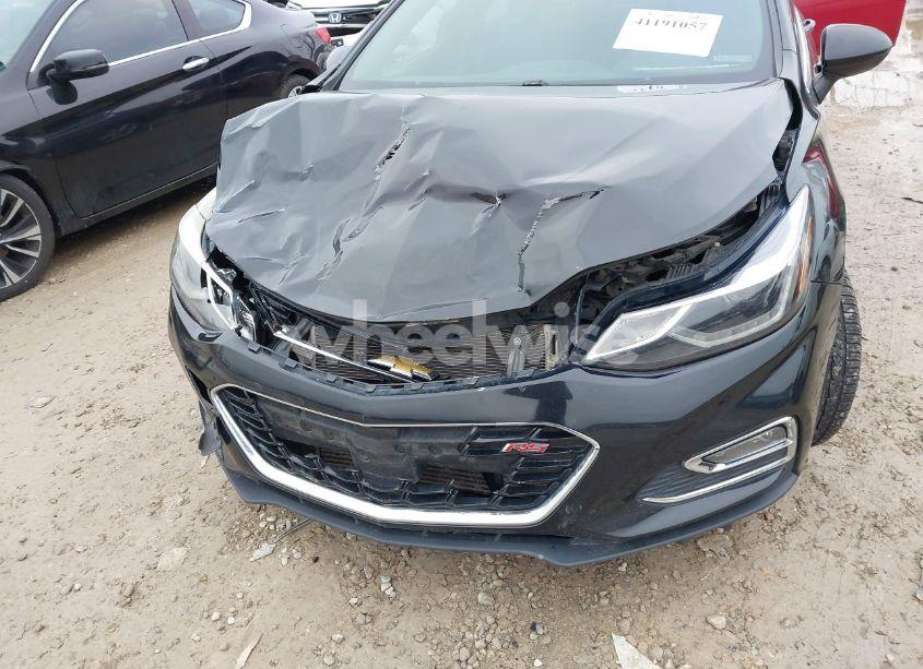 Photo 6 of 2017 Chevrolet Cruze LT AUTO (VIN 1G1BE5SM5H7160748)
