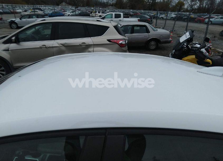 Photo 18 of 2017 Chevrolet Cruze LT AUTO (VIN 1G1BE5SM5H7160782)