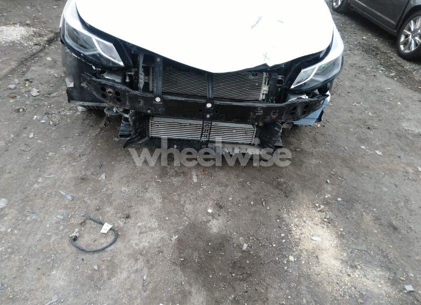 Photo 6 of 2017 Chevrolet Cruze LT AUTO (VIN 1G1BE5SM5H7160782)