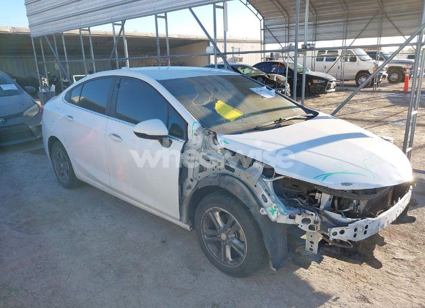 2017 Chevrolet Cruze LT AUTO (VIN 1G1BE5SM5H7162399) main photo