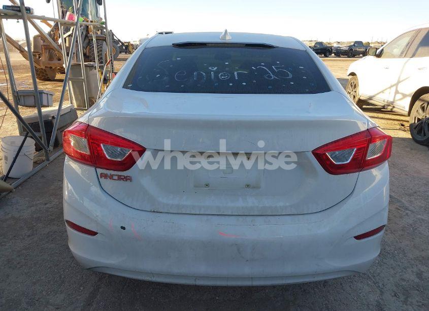 Photo 16 of 2017 Chevrolet Cruze LT AUTO (VIN 1G1BE5SM5H7162399)