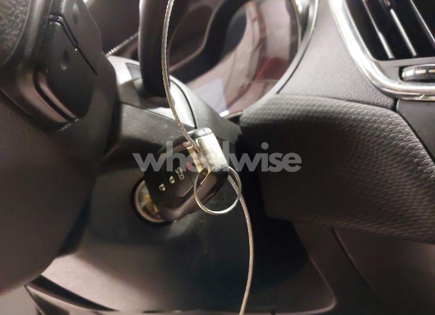 Photo 11 of 2017 Chevrolet Cruze LT AUTO (VIN 1G1BE5SM5H7163066)