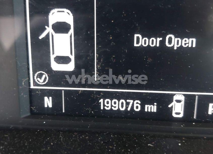 Photo 15 of 2017 Chevrolet Cruze LT AUTO (VIN 1G1BE5SM5H7171345)