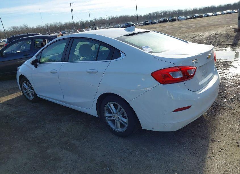 Photo 3 of 2017 Chevrolet Cruze LT AUTO (VIN 1G1BE5SM5H7194365)