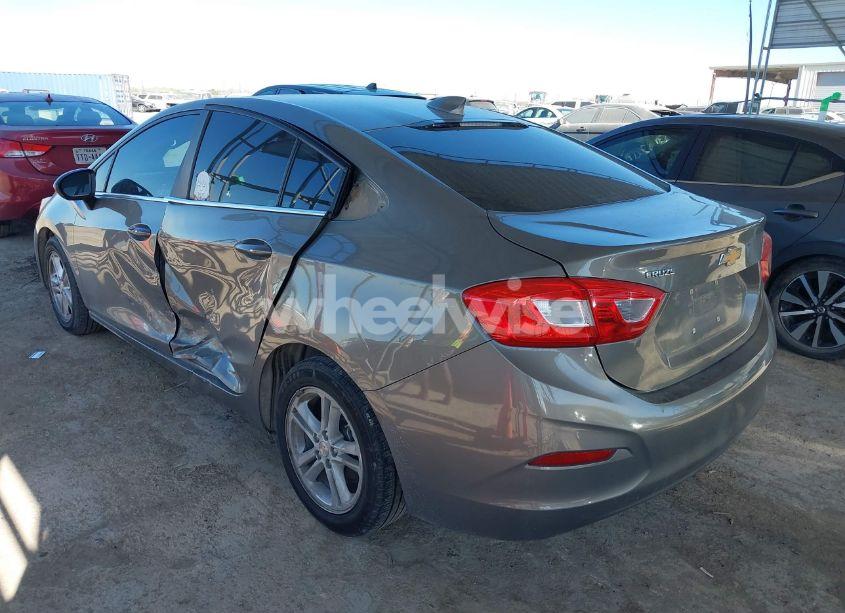 Photo 3 of 2017 Chevrolet Cruze LT AUTO (VIN 1G1BE5SM5H7209088)