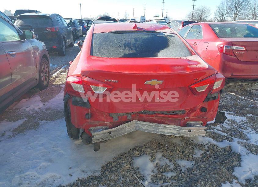 Photo 17 of 2017 Chevrolet Cruze LT AUTO (VIN 1G1BE5SM5H7209897)