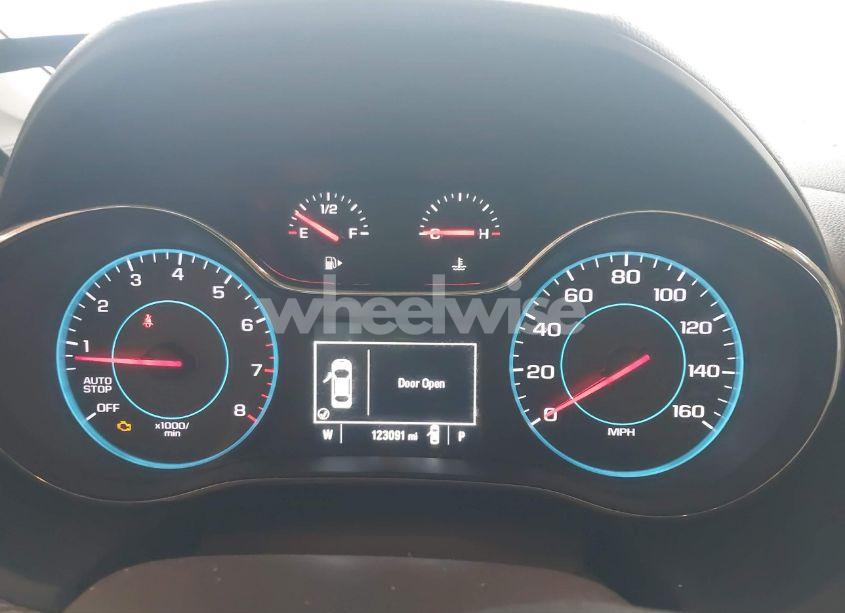 Photo 15 of 2017 Chevrolet Cruze LT AUTO (VIN 1G1BE5SM5H7215831)