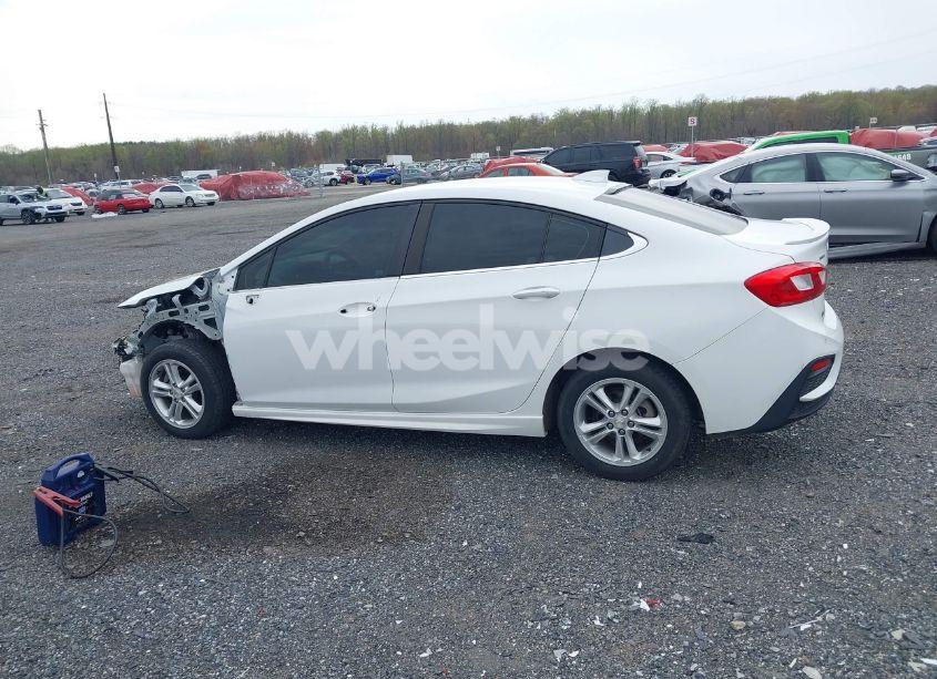Photo 14 of 2017 Chevrolet Cruze LT AUTO (VIN 1G1BE5SM5H7221466)