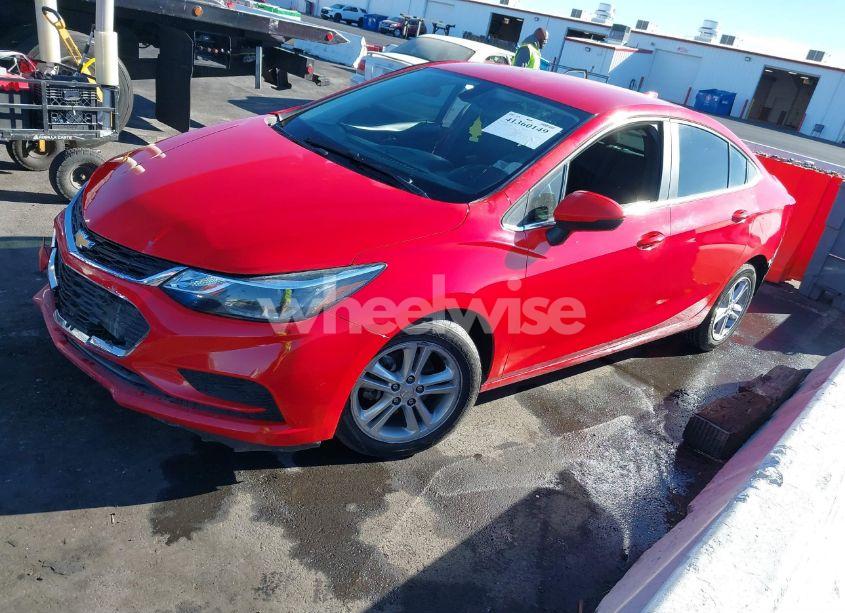Photo 2 of 2017 Chevrolet Cruze LT AUTO (VIN 1G1BE5SM5H7236436)