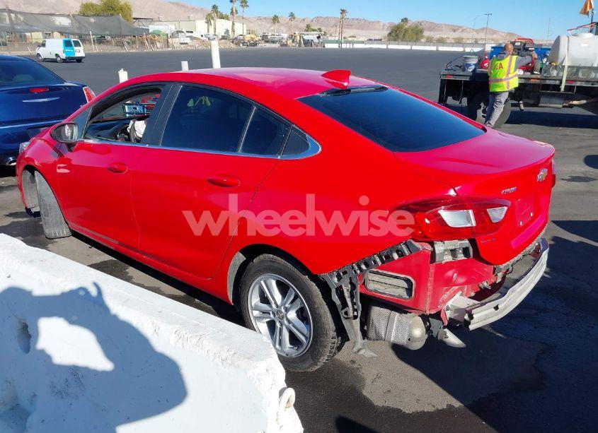 Photo 3 of 2017 Chevrolet Cruze LT AUTO (VIN 1G1BE5SM5H7236436)